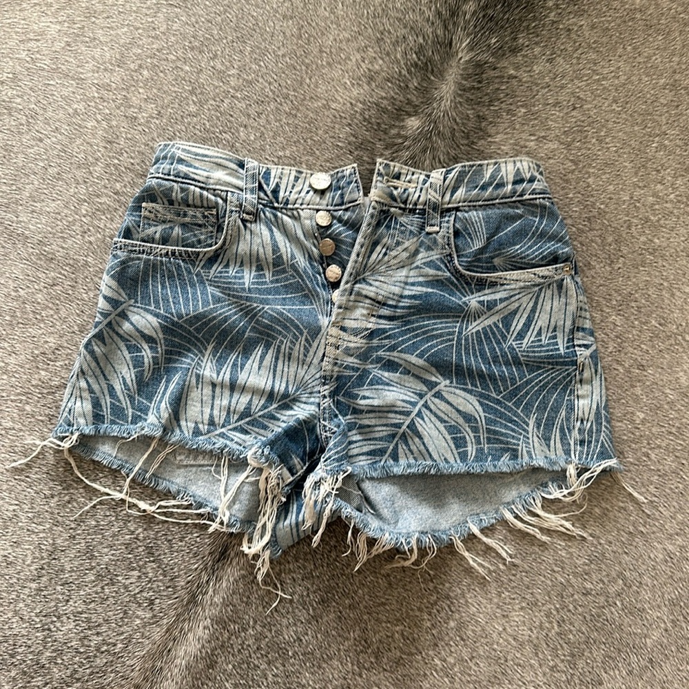 Current Elliot high rise palm print denim shorts